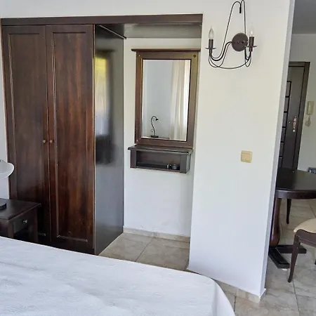 The Cliff Lux Obzor, Burgas, Bulgaria Apartament